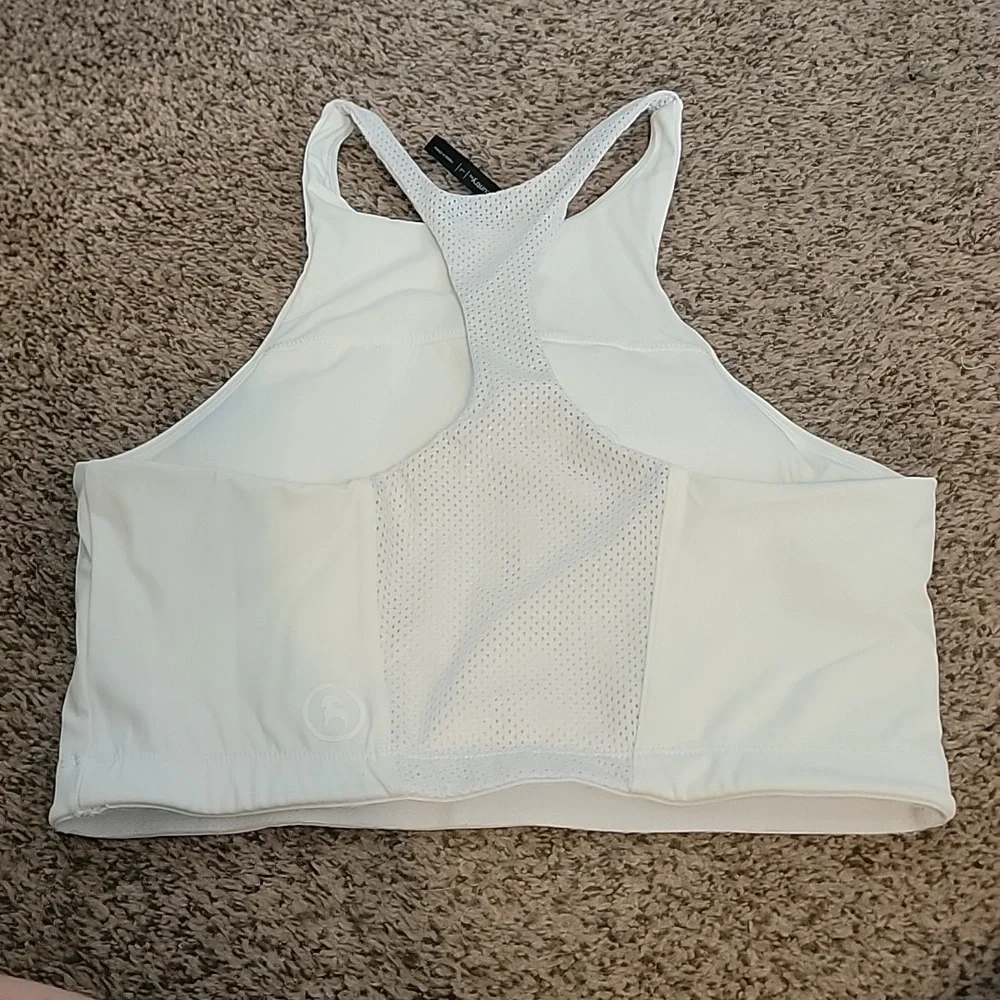 BACKCOUNTRY Highneck sports Bra. Large.